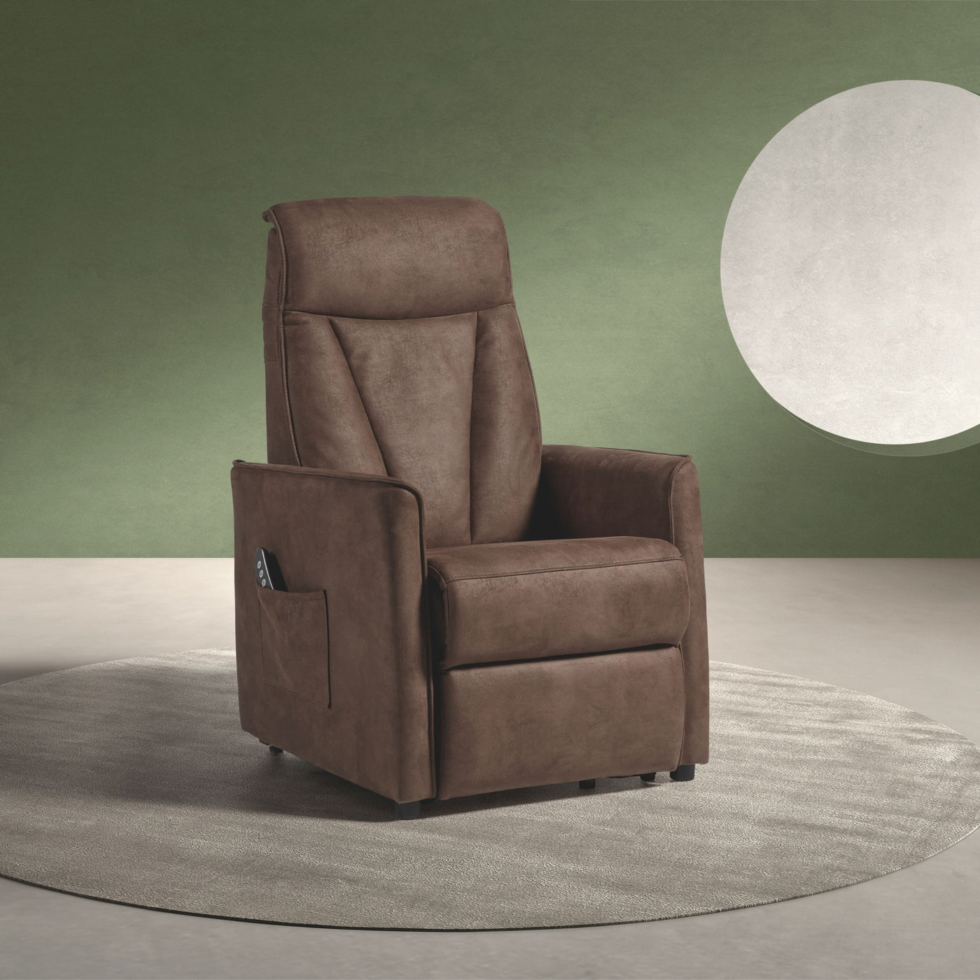 Fauteuil relax Levi en tissu brun foncé, vue d'ensemble