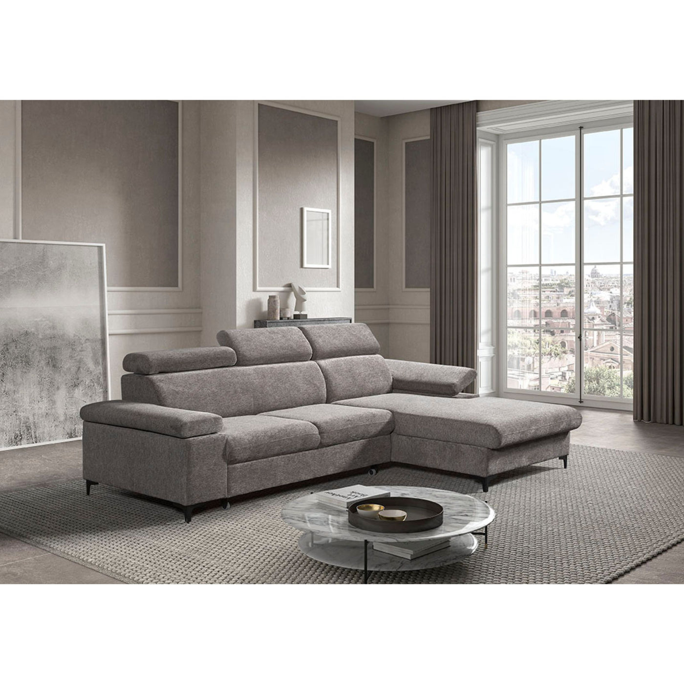 Canapé Macon ARAGON beige, vue d'ensemble méridienne droite, salon avec grande fenêtre