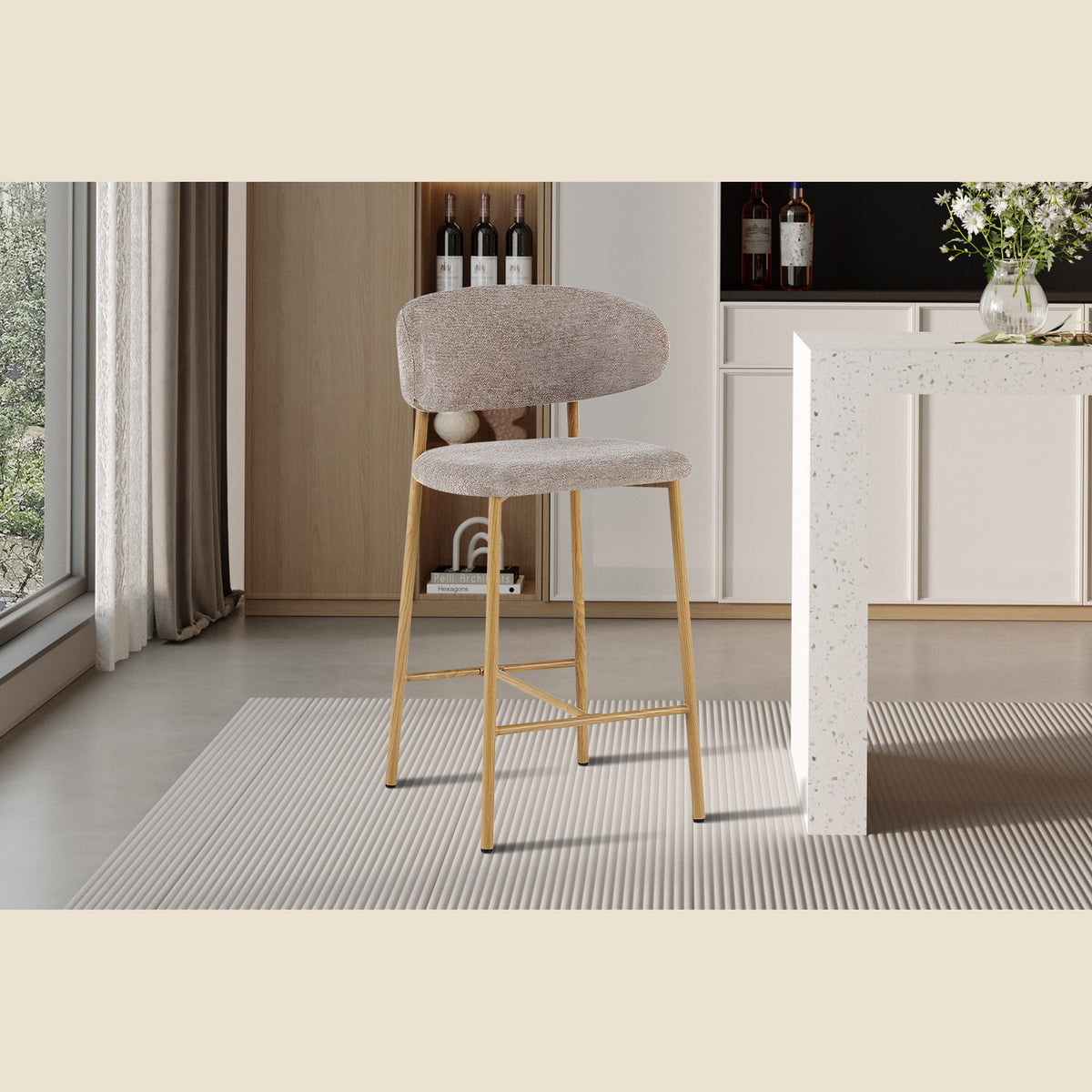 Chaise de comptoir Coco — Tissu chiné, pied naturel ou noyer