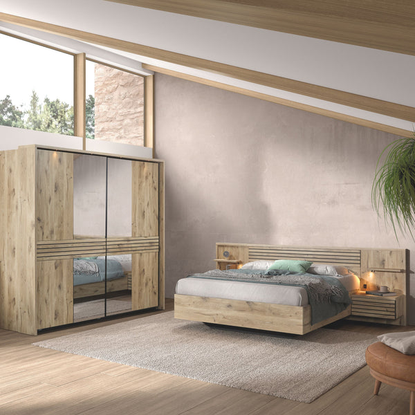 Ensemble chambre Tanya CANYON OAK / ELEGANT BLACK : armoire coulissante miroir, lit avec chevets intégrés, dans une chambre sous combles