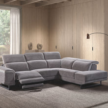 Canapé d'angle Navarra METAL GREY — vue de face, relax électrique fermé, appuie-têtes ajustés