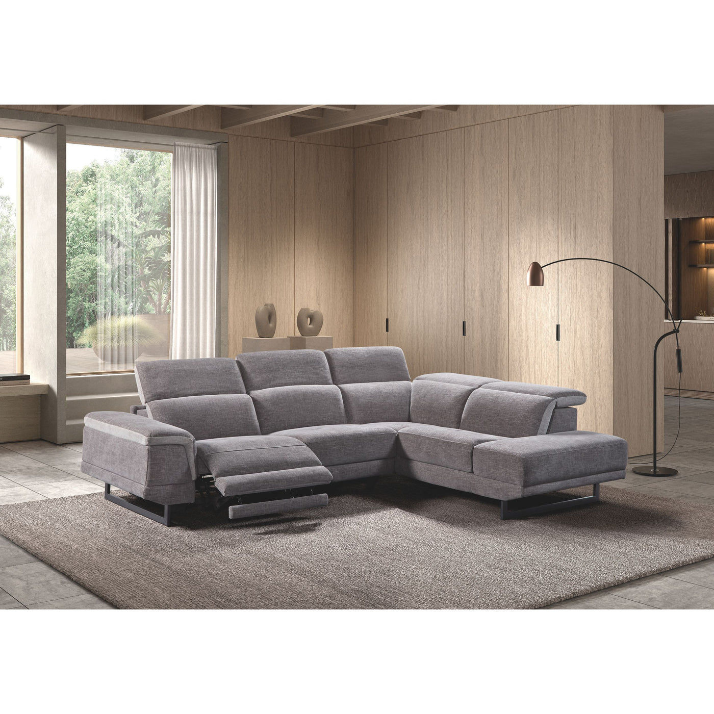 Canapé d'angle Navarra METAL GREY — vue d'ensemble dans salon contemporain, pieds métal noir mat