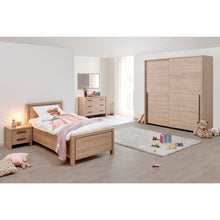 Chambre d'enfant Viola CASTELLA avec armoire coulissante 200 cm, lit 90, chevet et commode