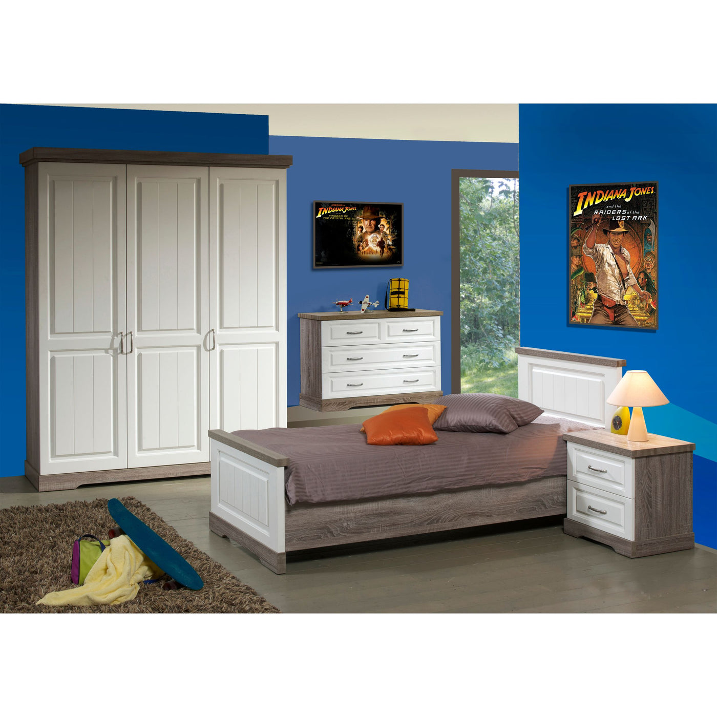 ambiance | Chambre Ivette TRUFFLE + PORCELAINE : armoire 3 portes, lit, commode et chevet