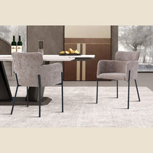 Chaise Naomi — Tissu, avec accoudoirs