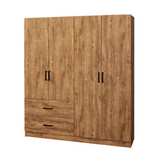 Rangement Wilson en décor papier sur panneaux de particules DENVER OAK, armoire 4 portes avec 2 tiroirs chêne clair vue de trois-quarts sur fond blanc