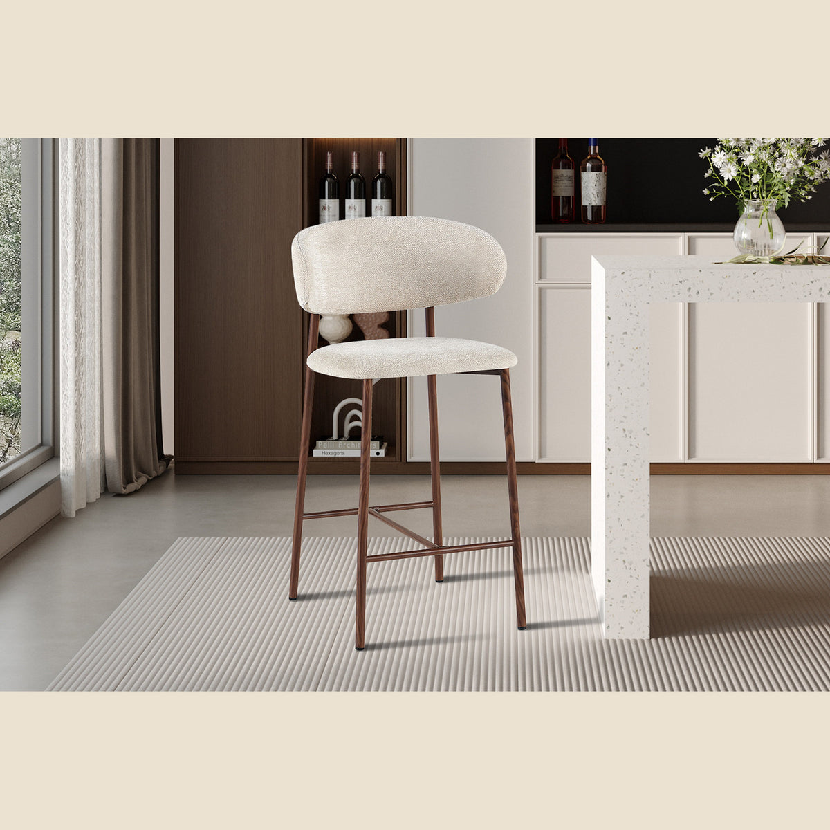 Chaise de comptoir Coco — Tissu chiné, pied naturel ou noyer
