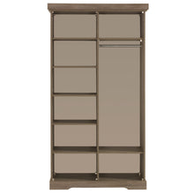 Intérieur de l'armoire 2 portes Ivette : étagères et penderie