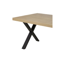 Salle à manger Marnix (French Oak), détail de l'angle du plateau et du piétement X de la table