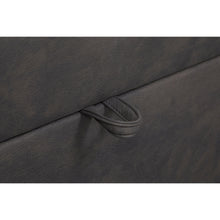 Détail des pieds du lit boxspring Azalea