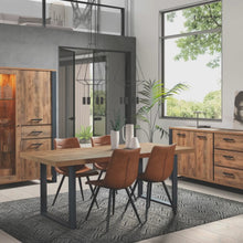 Salle à manger Onno (décor TROPIX) : vidéo de présentation de l'ensemble — table à manger, table basse, meuble TV, vitrine et bahut, détails des finitions bois et des piétements métal noir