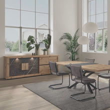 Salle à manger Sacha (Canyon Oak / Marmer / Nox) : présentation vidéo de la collection bahuts, vitrine, élément colonne, meuble TV, tables et table basse en chêne, marbre et noir